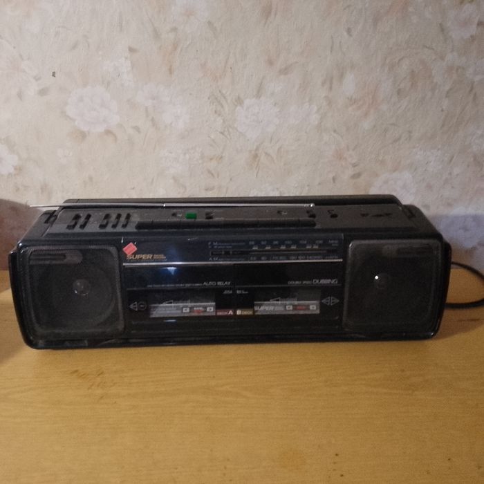 Магнитофон Samsung W580S.