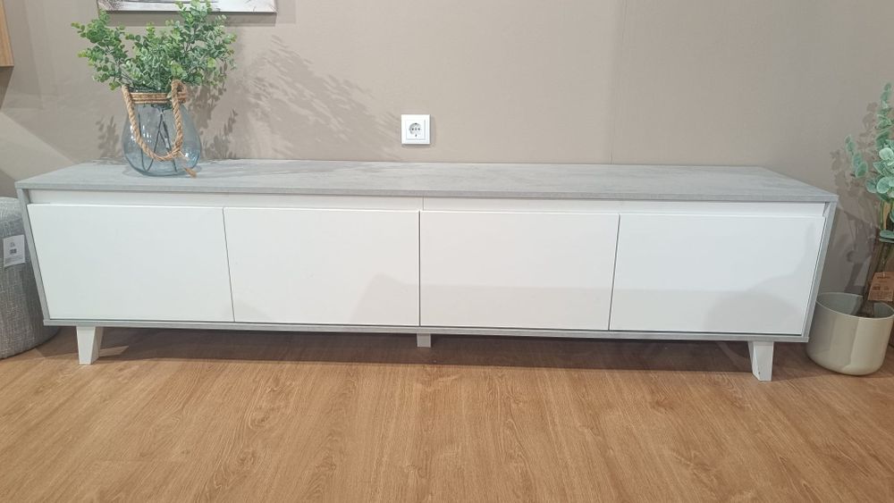 Móveis sala + prateleiras