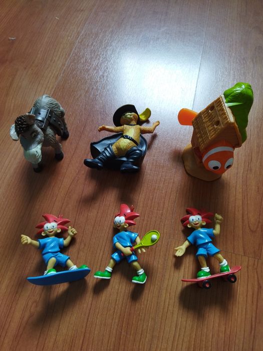 Bonecos mario novos , porta chaves demon Slayer bonecos variados