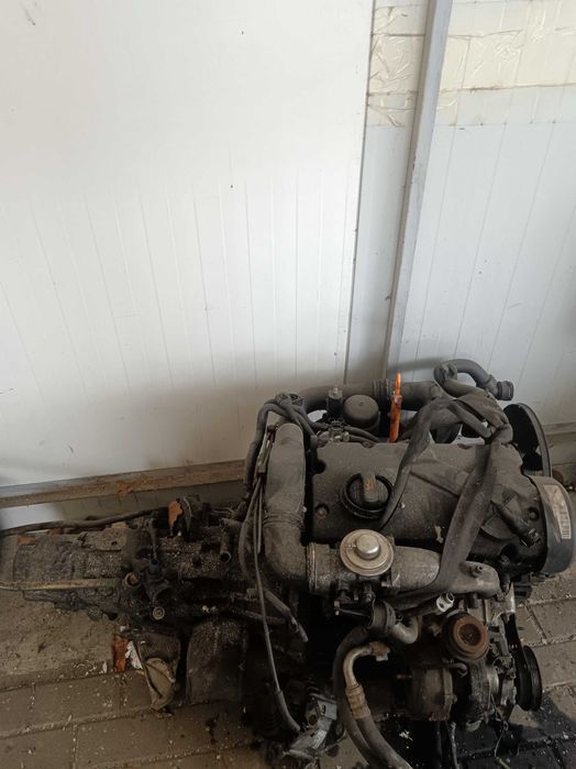 Silnik 1.9tdi avf 130 km skrzynia biegów 6 pompowtryski