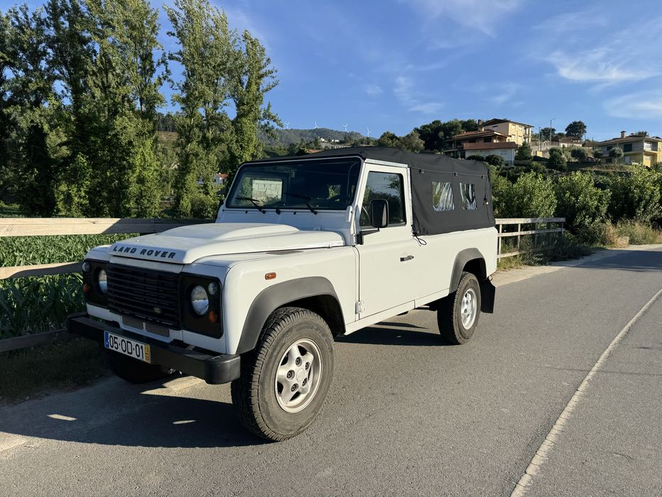 Land Rover Defender 110 soft-top nacional 2013