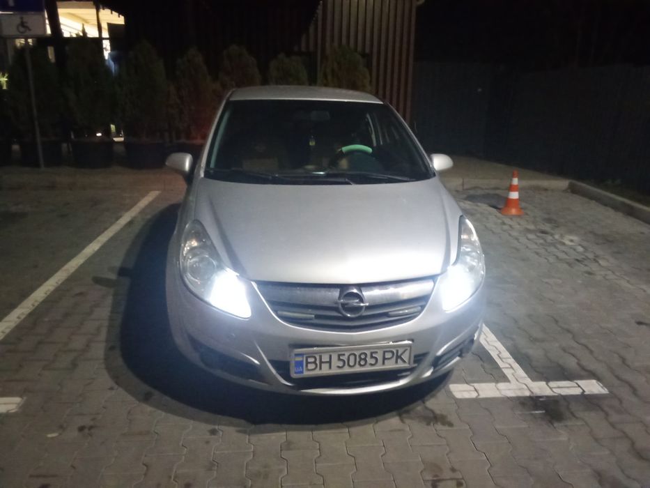 Опель CORSA D 2006 год