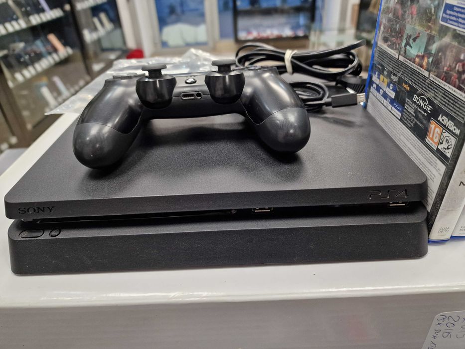 Playstation 4 Slim 1TB/ PS4 Slim/ + pad + 2 gry/ CUH-2116B/ + kable