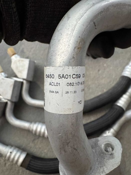BMW iX Трубка кондиціонера 64505A01C59