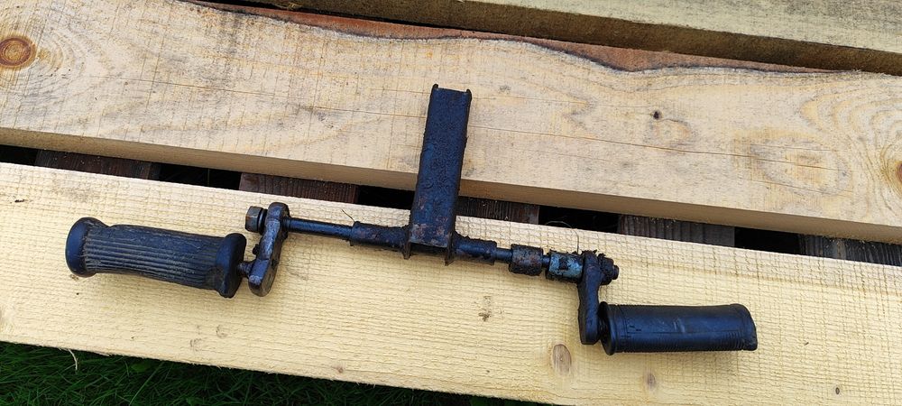 Uchwyt silnika wfm 125 podnóżki ośka WSK 125 stopki nóżki kierowcy