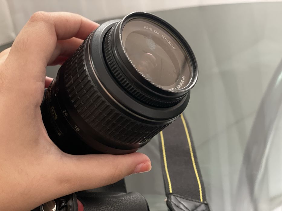 Nikon D3100 + bolsa de transporte