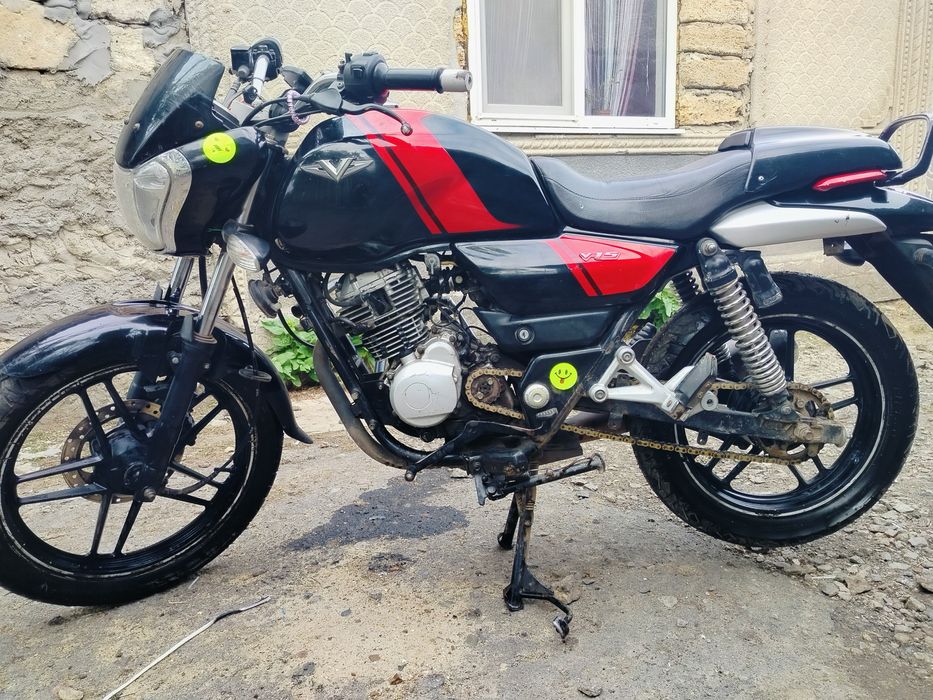 Срочно продам мотоцыкл викрант в15