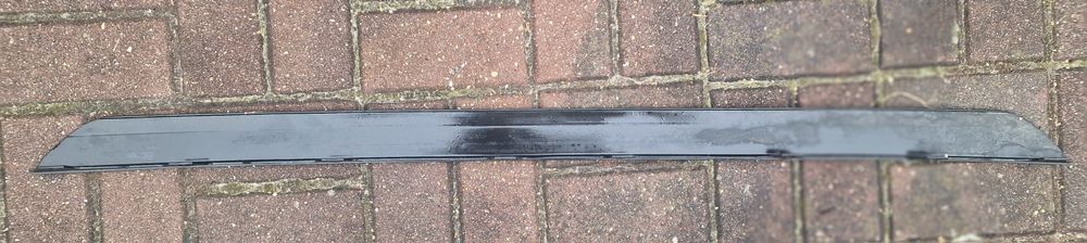 Listwa zderzaka toyota auris II