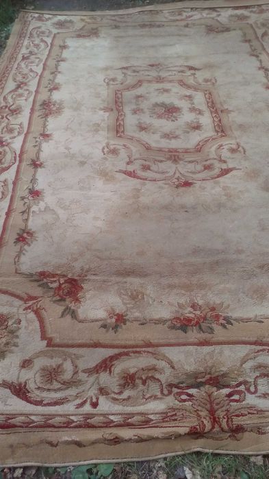 Ковер 2.5 на 4м , в хорошому стані