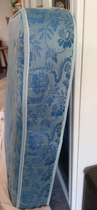 URGENTE - Colchão de casal