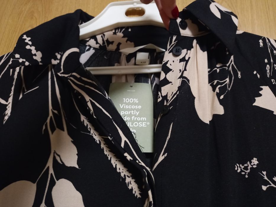 Sukienka szmizjerka H&M czarna kwiaty 36