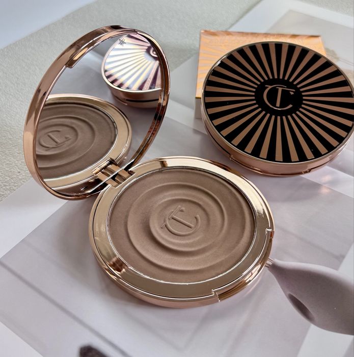 Кремовий бронзер Charlotte Tilbury Sun-Kissed Glow Cream Bronzer