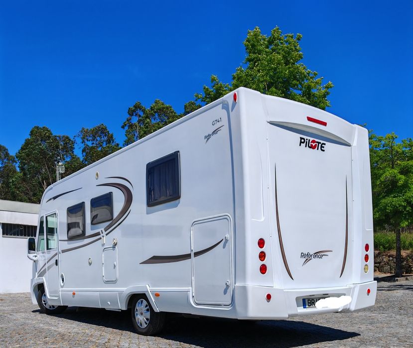 Autocaravana cama central