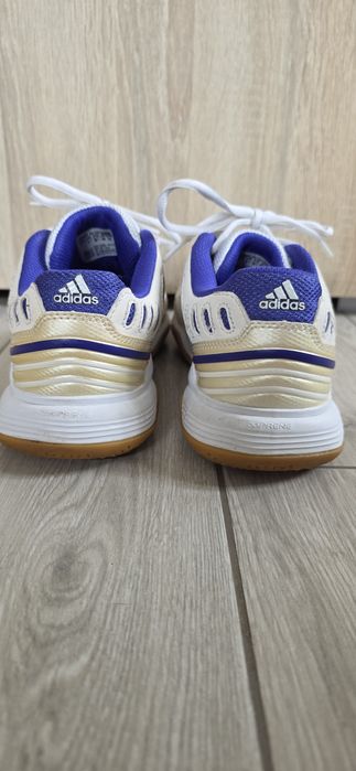 Adidas Court Stabil 38 2/3 wkladka 24cm