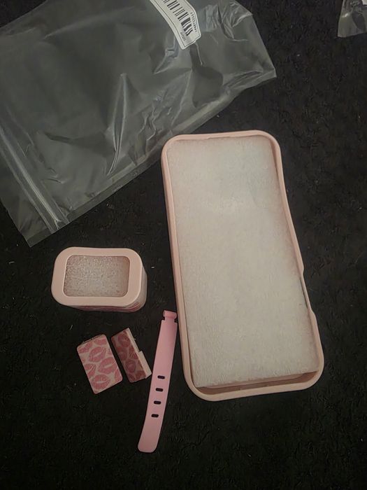 Etui na telefon iPhone 16pro max