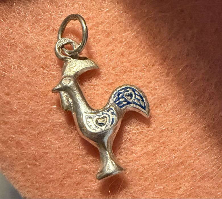Galinho de barcelos em prata para fio