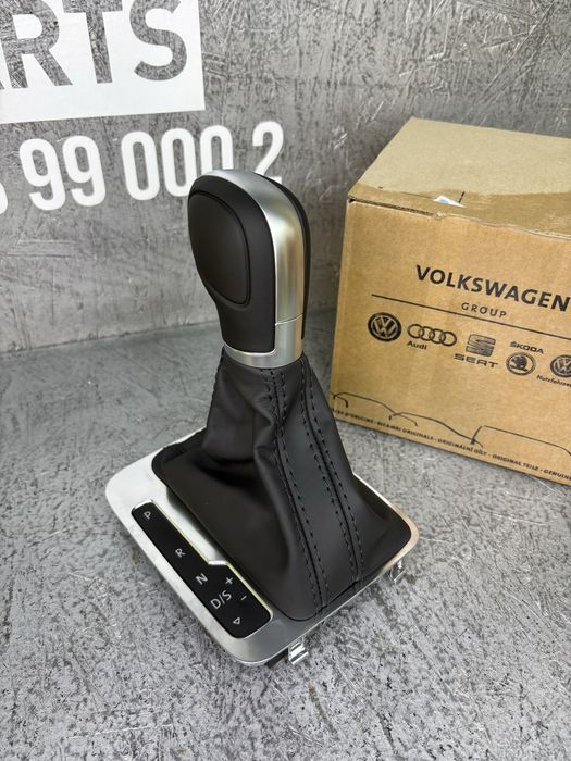 Ручка акпп з чохлом Фольцваген Туарег НФ 2010-2018 Touareg MK 2 Aisin