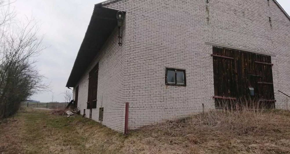 Wynajem magazynu – garaż + stodoła | Poręba Dzierżna