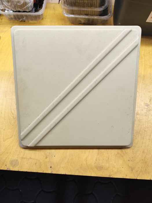 Antena Wi-fi 17dbi z przewodem