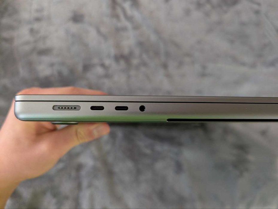 MacBook Pro M1 Pro 16 | 16 GB RAM | 1TB SSD | Topowa konfiguracja