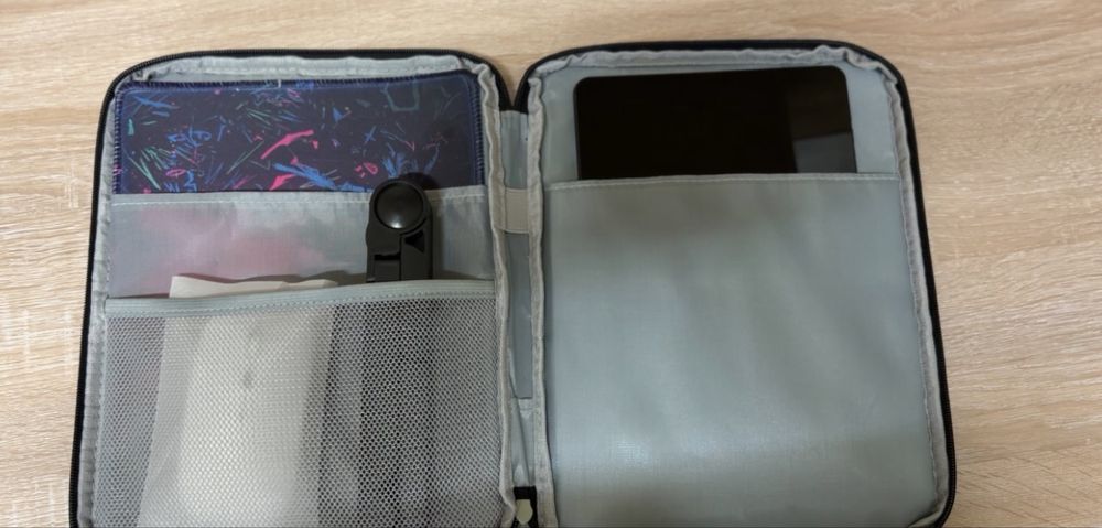 Tablet + Kit Completo (Rato LED, Capa e Suporte)