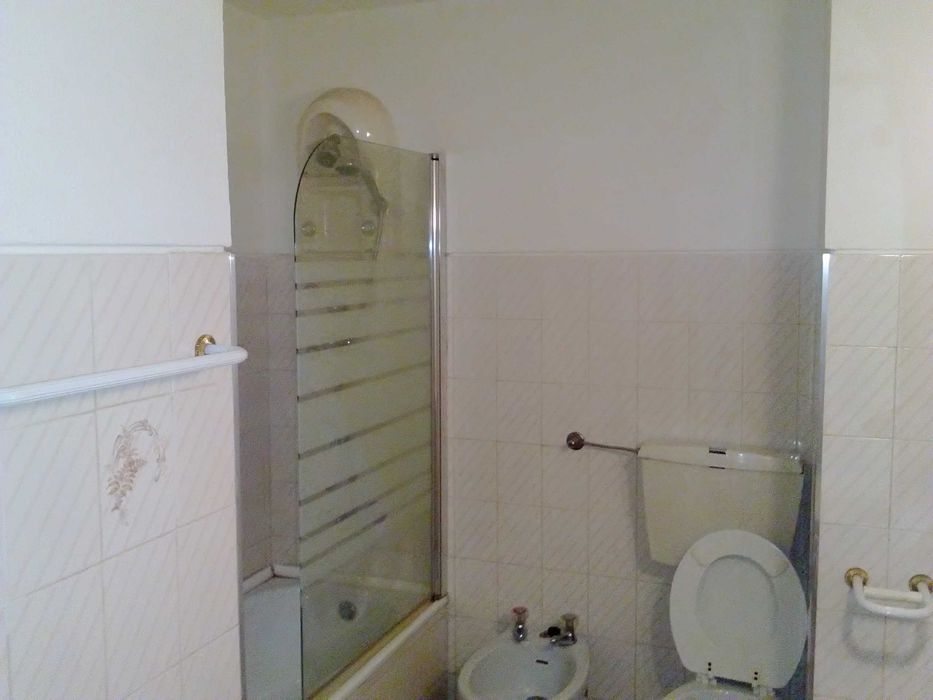 Apartamento T2 Arrenda se Seia, Guarda