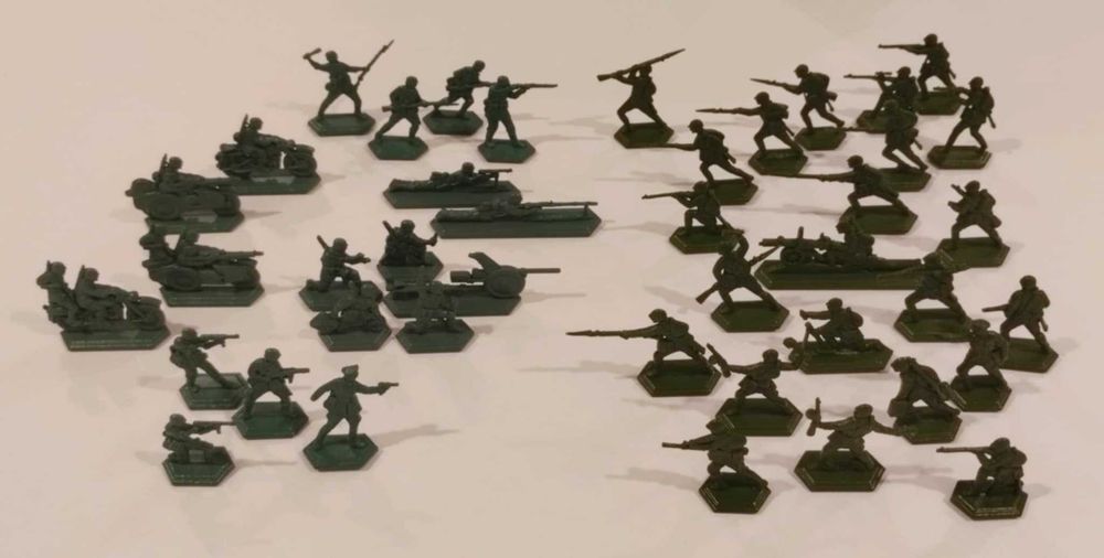 Żołnierzyki 1:48 - piechota niemiecka i radziecka (WW2)