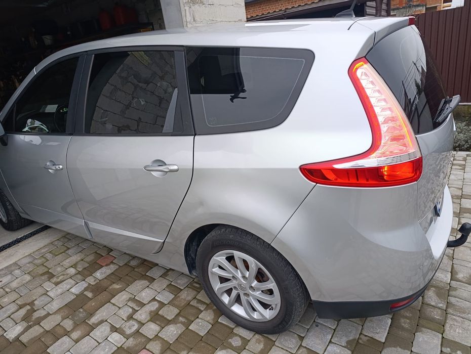 Продам Renault Grand Scenic 2015 рік