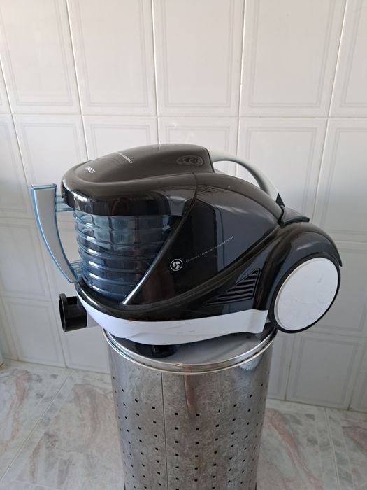 Aspirador a água