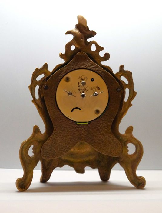 Stary, mechaniczny zegar z mosiądzu, PRL