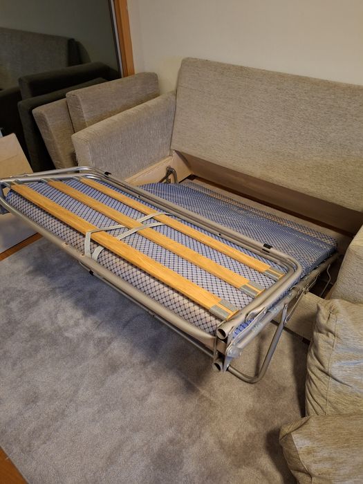 SOFÁ 1.50x0.80 com cama 1.80x1.00