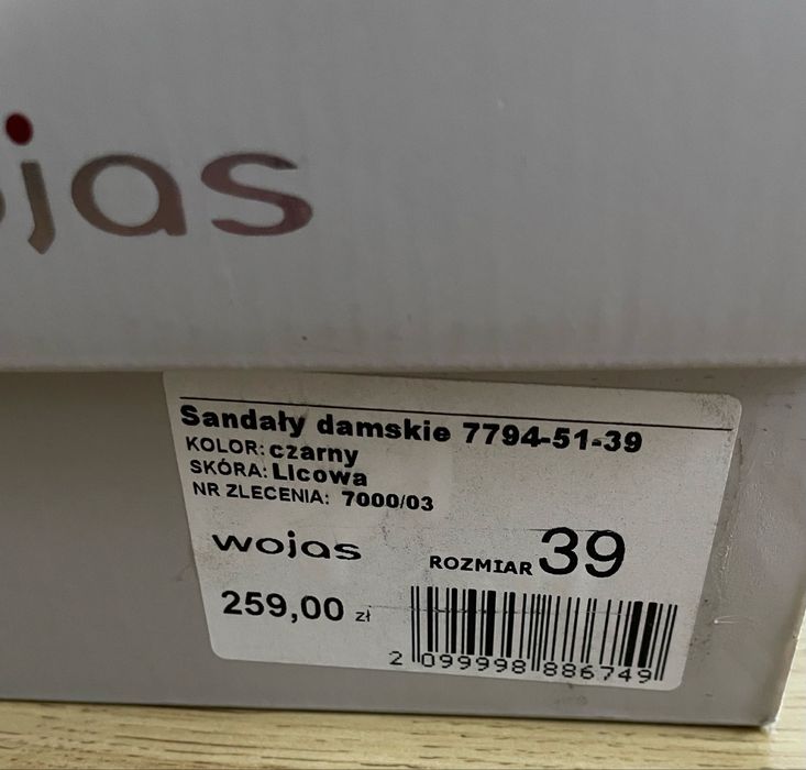 Wojas sandaly na koturnie czarne 39