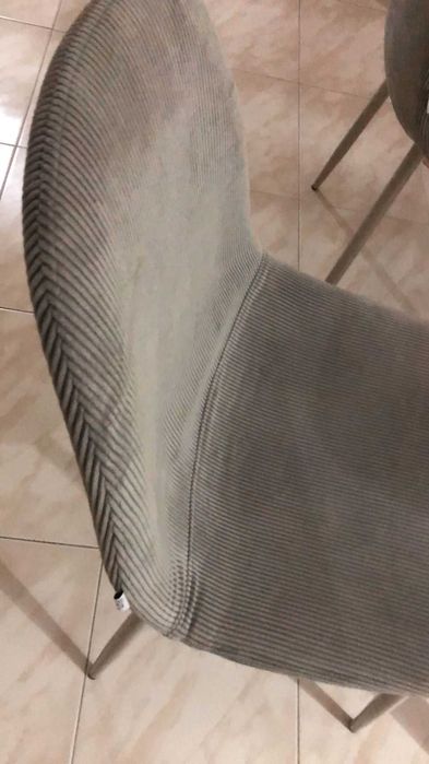 Mesa de Jantar + 4 cadeiras (vendo juntos ou separados)