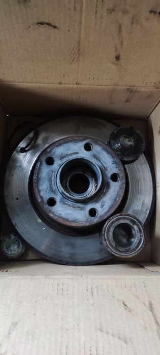 Задній гальмівний диск Vivaro Trafic Opel Renault