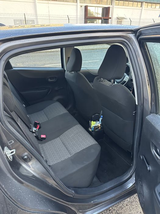Toyota Yaris — fotografia 5