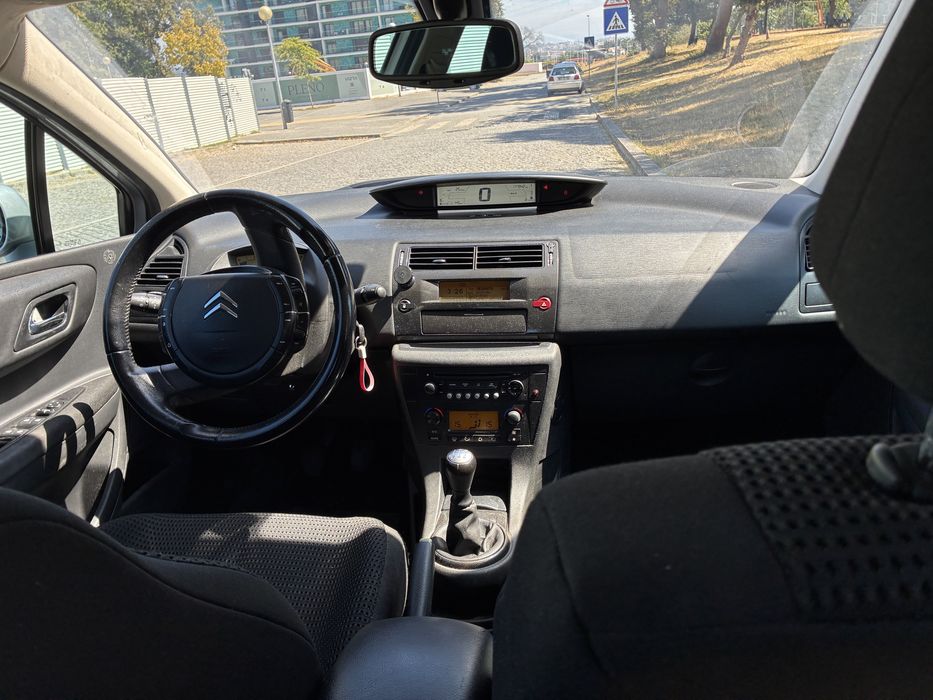 Citroen C4 1.4 gasolina Ler anuncio