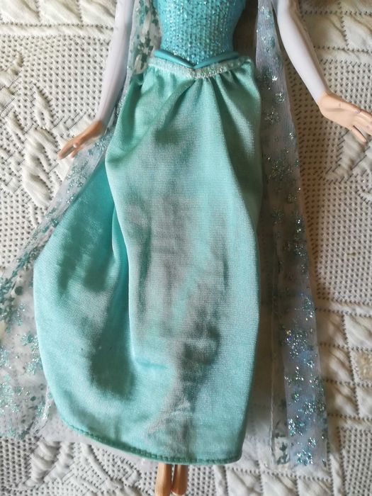 Boneca Elsa da Frozen - Ref. CJJ10