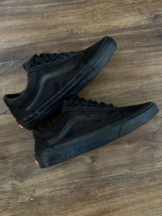 трушні кеди Vans в новому стані