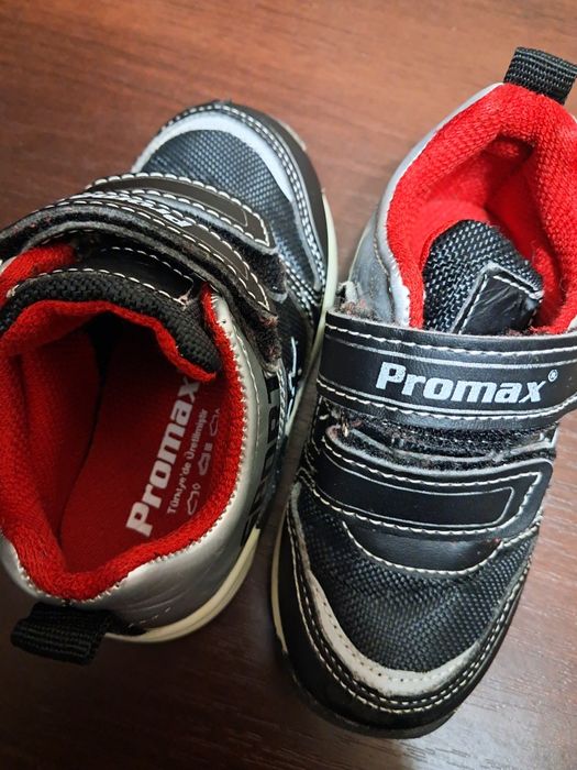 Promax термо кросівки