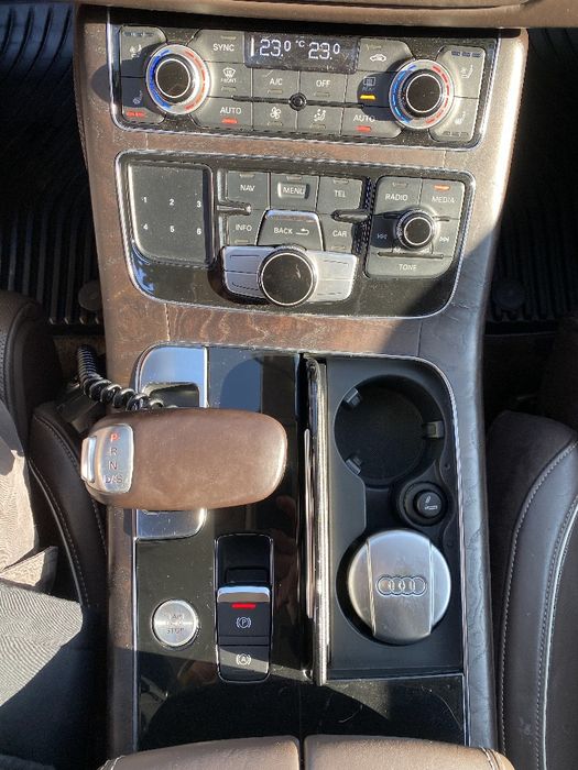 Audi a8 long 4.0 2013