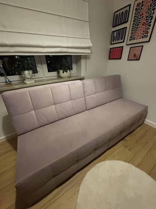 Rozkładana sofa prawie jak nowa