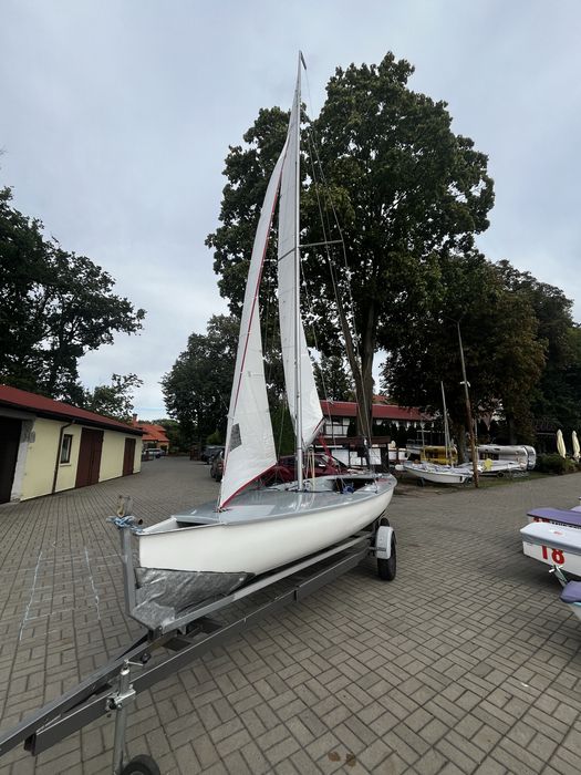 OMEGA 2020 Kresło