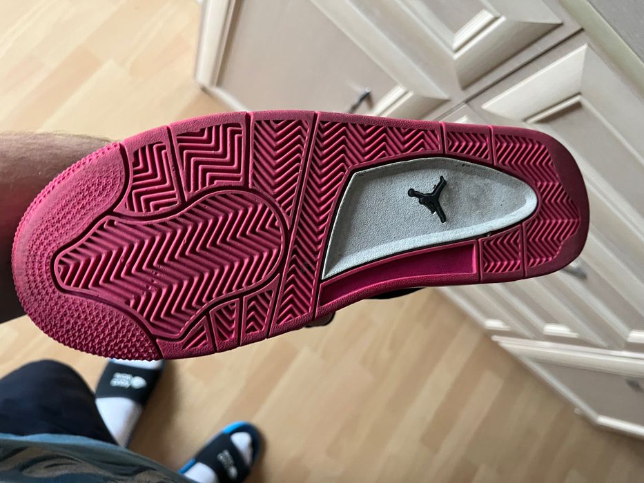 Sprzedam buty Jordan 42.5