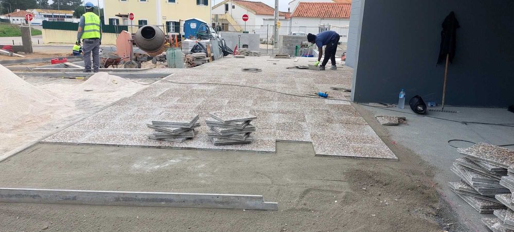 calçada, grelha , lajetas , lancil, pavê e calceteiro