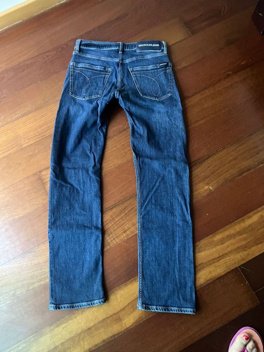 Vendo calça de ganga calvin klein tamanho L32