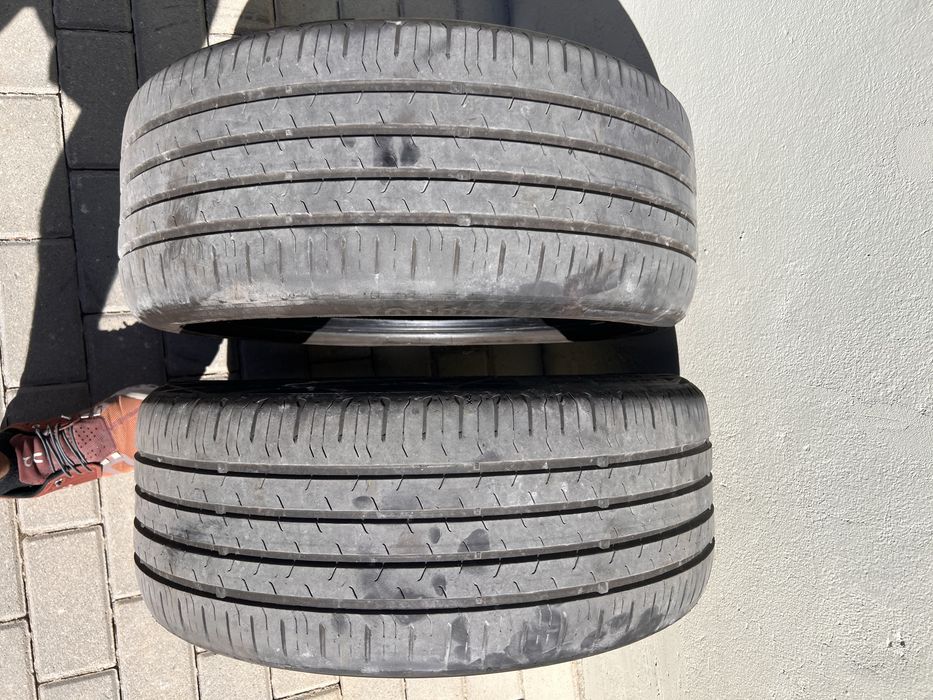 225/40 r18 Continental