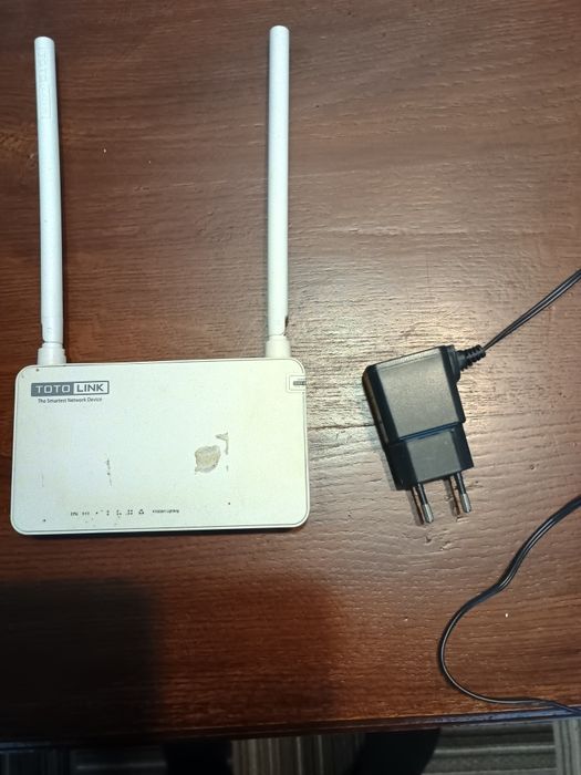 Продам роутер Totolink N300RT
