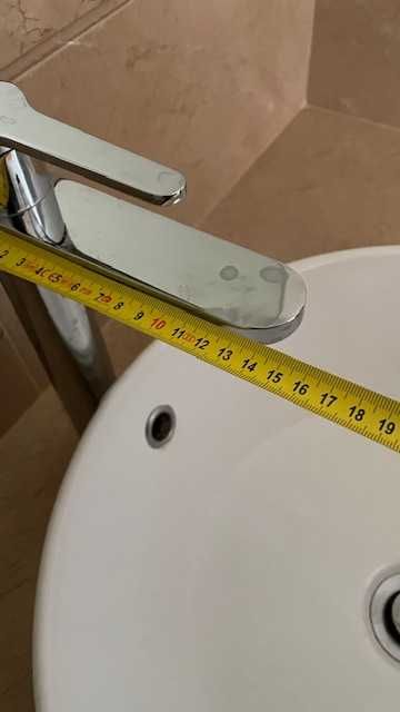 Torneira para lavatorio alta cromada (com misturador) - como  nova