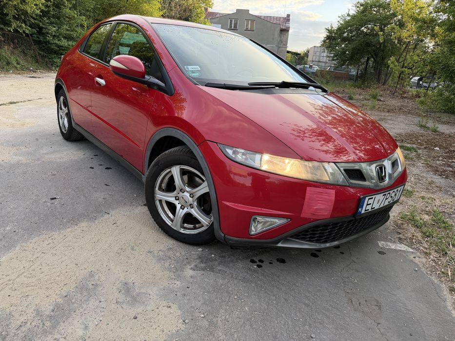 Honda Civic VIII UFO 2011 rok 1.3 benzyna 176 tys. przebiegu klimatyzacja