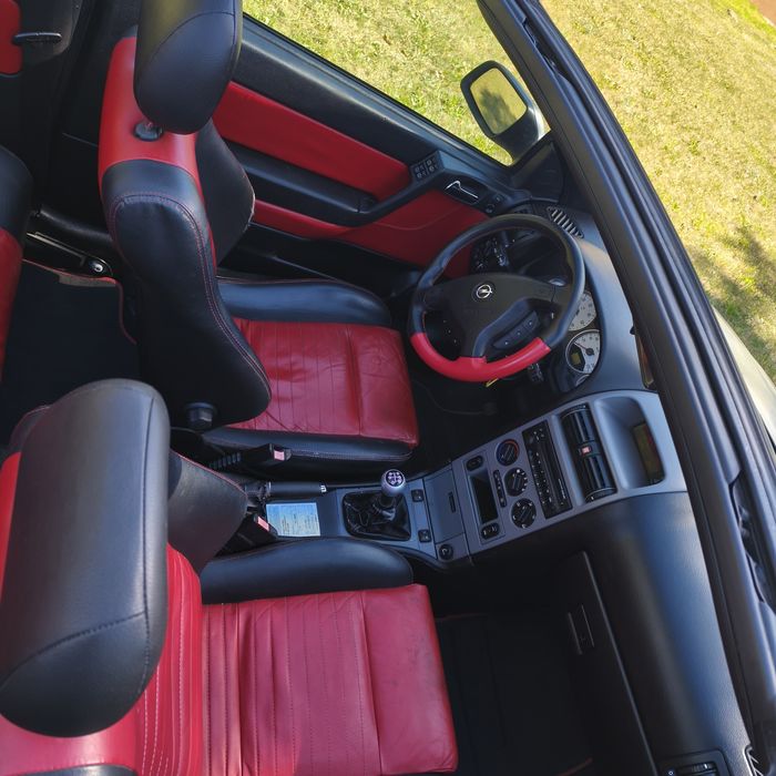 Opel Astra bertone